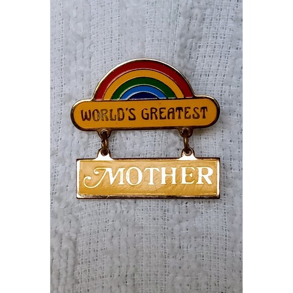 Vintage Centinnia 1979 Enamel Goldtone Rainbow Worlds Greatest Mother Lapel Pin - Picture 1 of 6